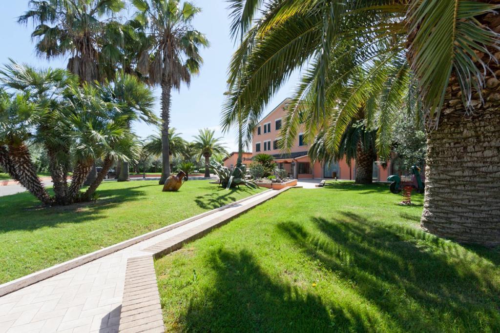 Villa Luigi Hotel & Restaurant Nuova Gestione Villa Rosa Di Martinsicuro Exterior photo