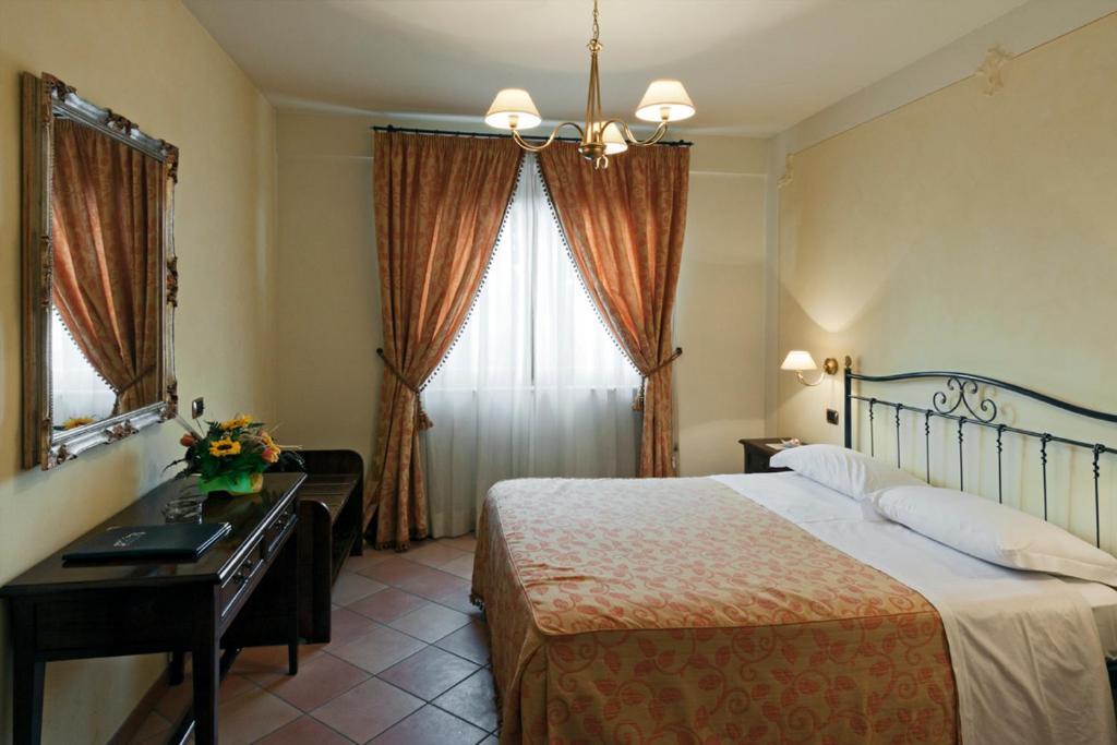 Villa Luigi Hotel & Restaurant Nuova Gestione Villa Rosa Di Martinsicuro Room photo